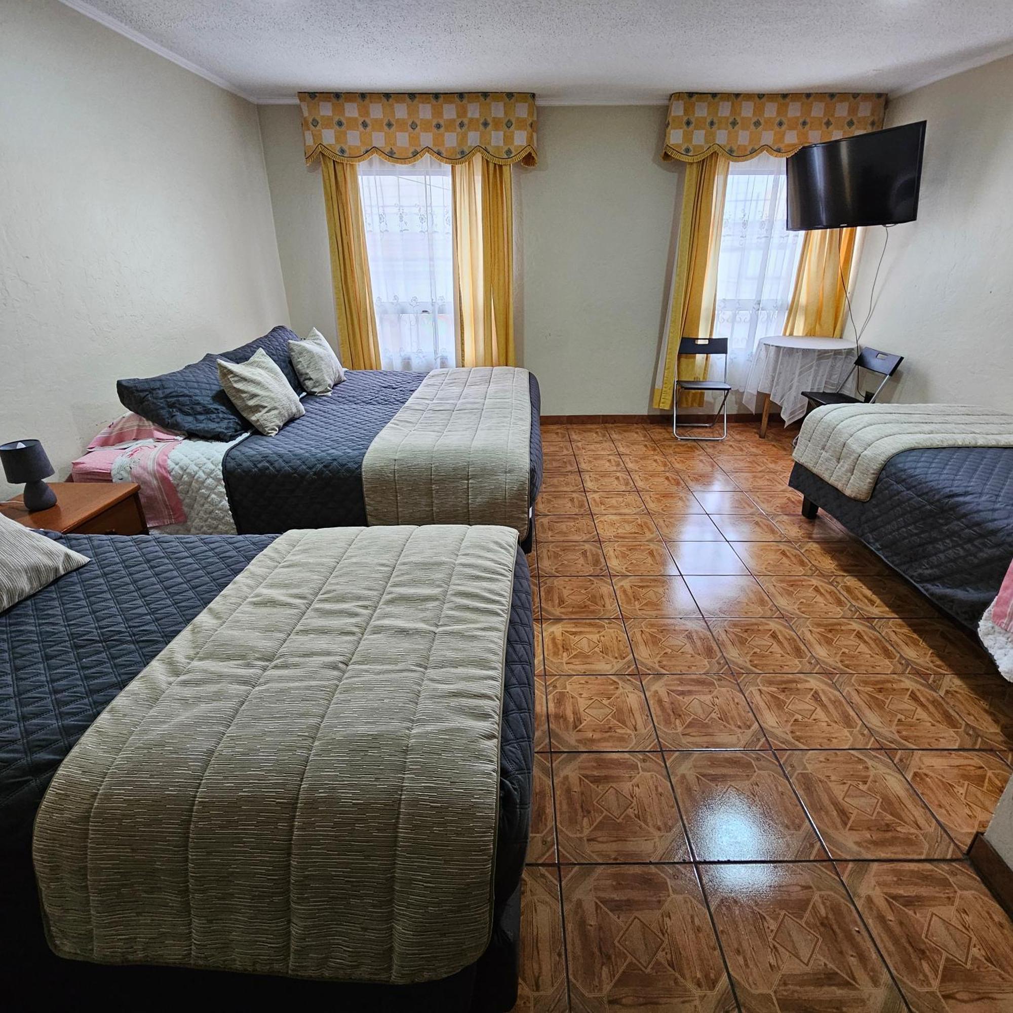 Hostal De Colon La Serena Exteriér fotografie
