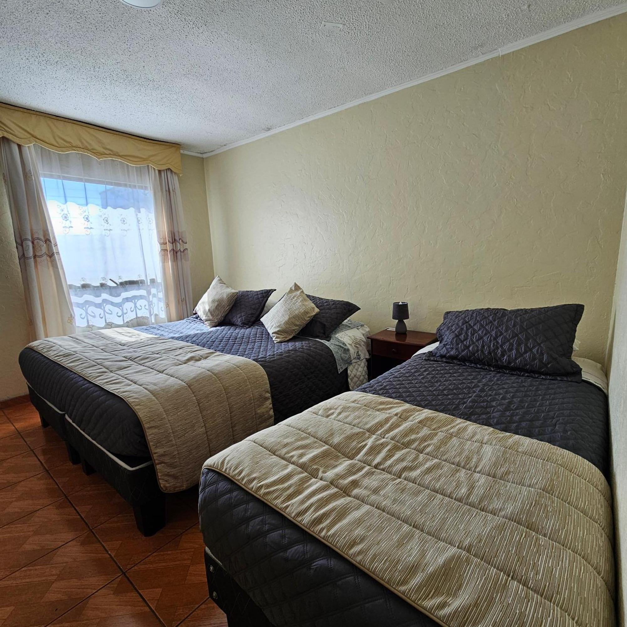 Hostal De Colon La Serena Exteriér fotografie